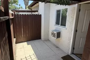 2017 Lovila Ln, Altadena, CA 91001 - Photo 5