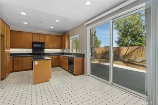 32102 Poppy Way, Lake Elsinore, CA 92532 - Photo 13