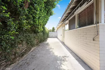 206 Oak Meadow Road, Sierra Madre, CA 91024 - Photo 31