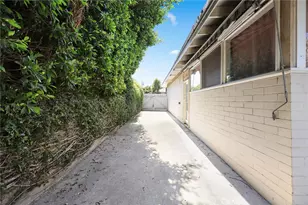 206 Oak Meadow Rd, Sierra Madre, CA 91024 - Photo 31