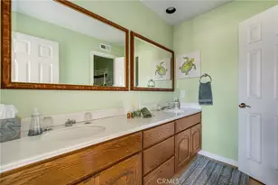 19381 Woodlands Drive, Huntington Beach, CA 92648 - Photo 21