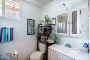 325 W Crescent Dr, Azusa, CA 91702 - Photo 15