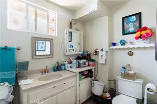 325 W Crescent Dr, Azusa, CA 91702 - Photo 17