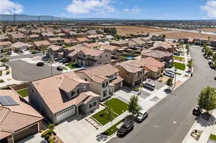 15597 Parry Peak Dr, Fontana, CA 92336 - Photo 31
