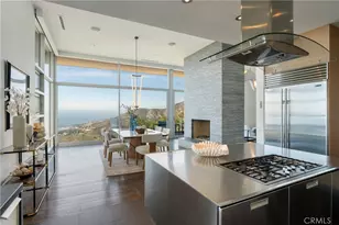 21826 Castlewood Dr, Malibu, CA 90265 - Photo 23