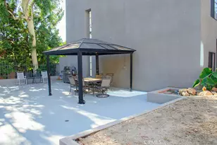1310 E Orange Grove Blvd, Pasadena, CA 91104 - Photo 29