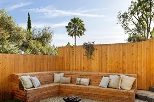 3926 Sunset Dr, Los Angeles, CA 90027 - Photo 47