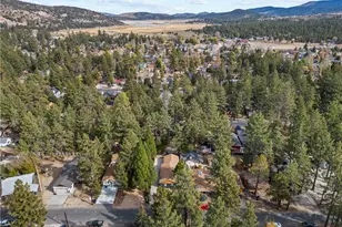 1018 Anita, Big Bear City, CA 92314 - Photo 31