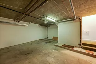2125 S Bentley Ave, Los Angeles, CA 90025 - Photo 15