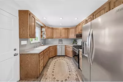 1006 N Sunset Avenue, Azusa, CA 91702 - Photo 9