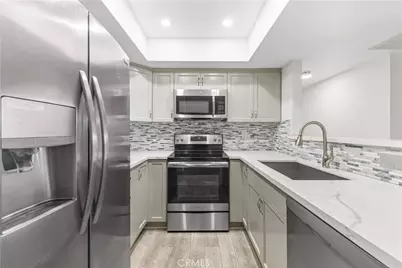 64 N Mar Vista Avenue #327, Pasadena, CA 91106 - Photo 15