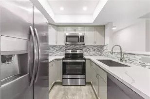 64 N Mar Vista Ave, Pasadena, CA 91106 - Photo 15