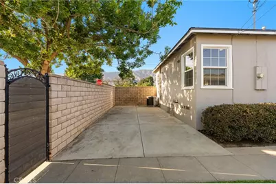 840 W Foothill, Glendora, CA 91741 - Photo 37