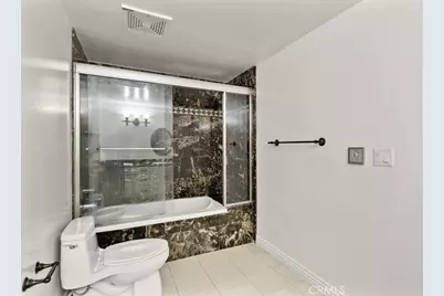 908 S Ardmore Avenue #304, Los Angeles, CA 90006 - Photo 19