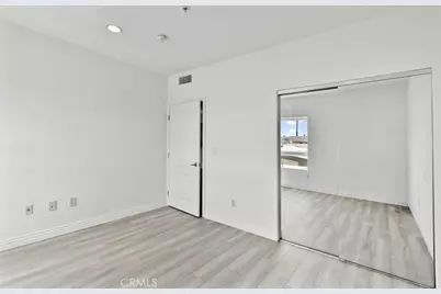 908 S Ardmore Avenue #304, Los Angeles, CA 90006 - Photo 13
