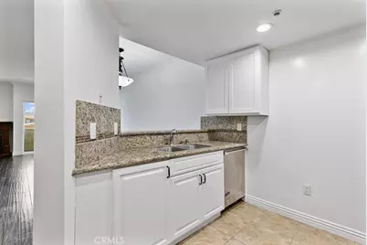 908 S Ardmore Avenue #304, Los Angeles, CA 90006 - Photo 9