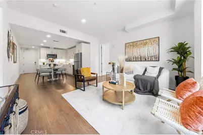 709 E Walnut Street #214, Pasadena, CA 91101 - Photo 3