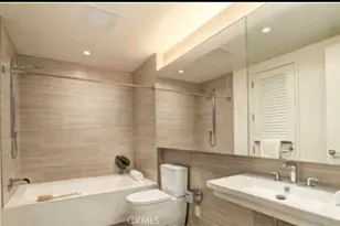 877 Francisco, Los Angeles, CA 90017 - Photo 5