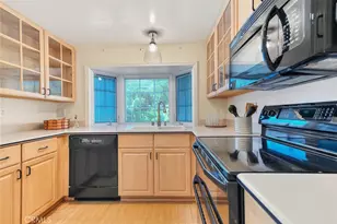 18723 Mayall, Northridge, CA 91324 - Photo 15