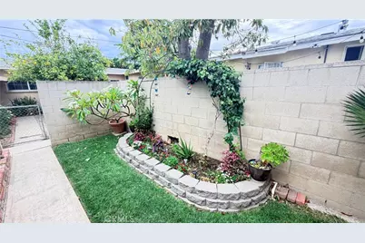 838 Sycamore Court, Upland, CA 91786 - Photo 5