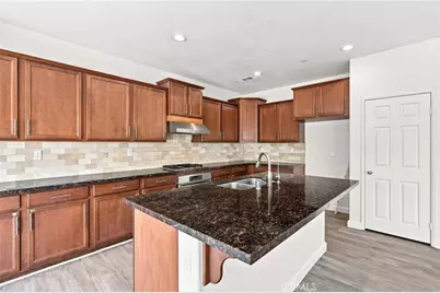 13998 Agate Court, Eastvale, CA 92880 - Photo 9