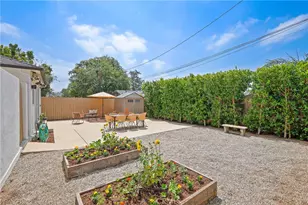 2482 New York Dr, Altadena, CA 91001 - Photo 53