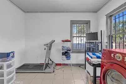 2081 Summit, Altadena, CA 91001 - Photo 19