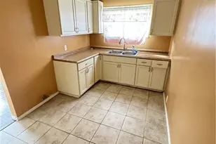 6544 Specht Ave, Bell Gardens, CA 90201 - Photo 5