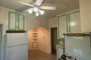 1968 E Washington Blvd, Pasadena, CA 91104 - Photo 13