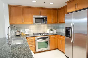 931 E Walnut St, Pasadena, CA 91106 - Photo 5