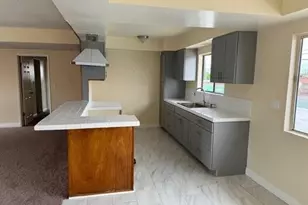 3568 Brenton, Lynwood, CA 90262 - Photo 5