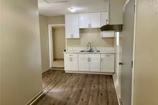 8635 Paramount Blvd, Downey, CA 90240 - Photo 19