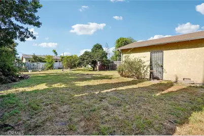 214 E Tichenor, Compton, CA 90220 - Photo 29