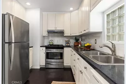 853 Banks Court Drive, Los Angeles, CA 90042 - Photo 15