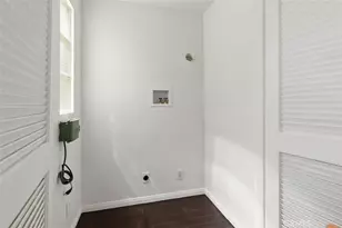 853 Banks Ct Dr, Los Angeles, CA 90042 - Photo 11
