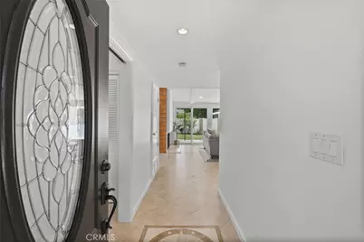 23800 Hatteras Street, Woodland Hills, CA 91367 - Photo 3
