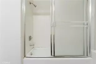 750 S Spaulding Ave, Los Angeles, CA 90036 - Photo 21