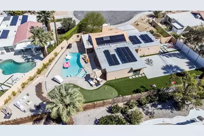575 N Burton Way, Palm Springs, CA 92262 - Photo 3