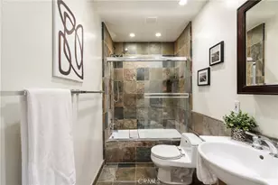 740 N Kings Road, Los Angeles, CA 90069 - Photo 11
