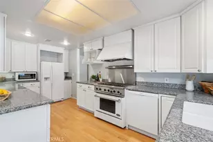 885 S Orange Grove, Pasadena, CA 91105 - Photo 15