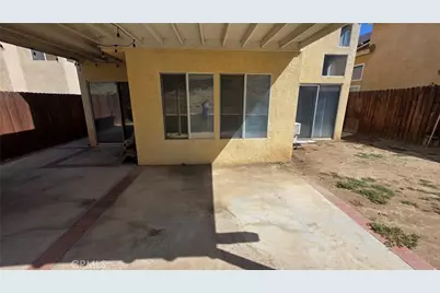 15577 Castellion, Fontana, CA 92337 - Photo 35