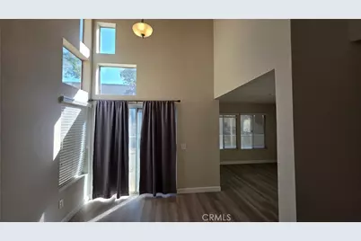 15577 Castellion, Fontana, CA 92337 - Photo 7