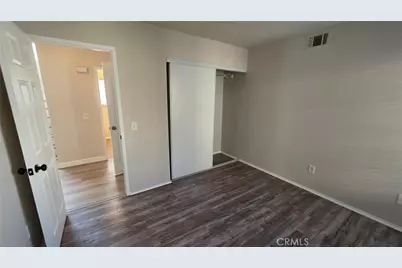 15577 Castellion, Fontana, CA 92337 - Photo 13