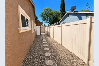 1185 W Hampshire, Anaheim, CA 92802 - Photo 7