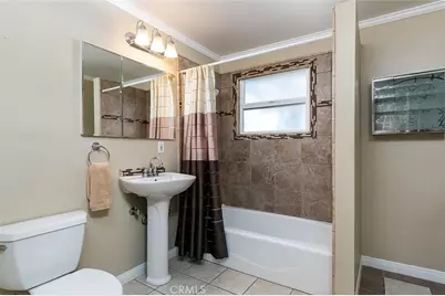 4939 N De Lay Avenue, Covina, CA 91722 - Photo 19