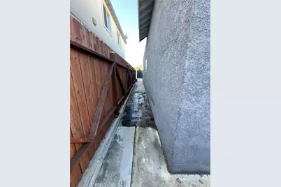 324 W Oliver, San Pedro, CA 90731 - Photo 43