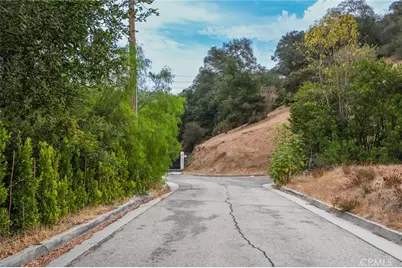 3038 Cornwall Drive, Glendale, CA 91206 - Photo 19
