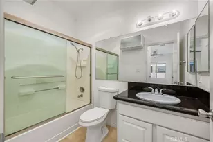 300 N El Molino Ave, Pasadena, CA 91101 - Photo 17