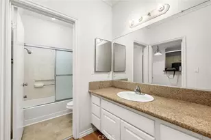 300 N El Molino Ave, Pasadena, CA 91101 - Photo 13