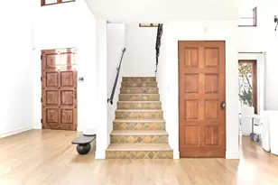 1805 Outpost Dr, Los Angeles, CA 90068 - Photo 23